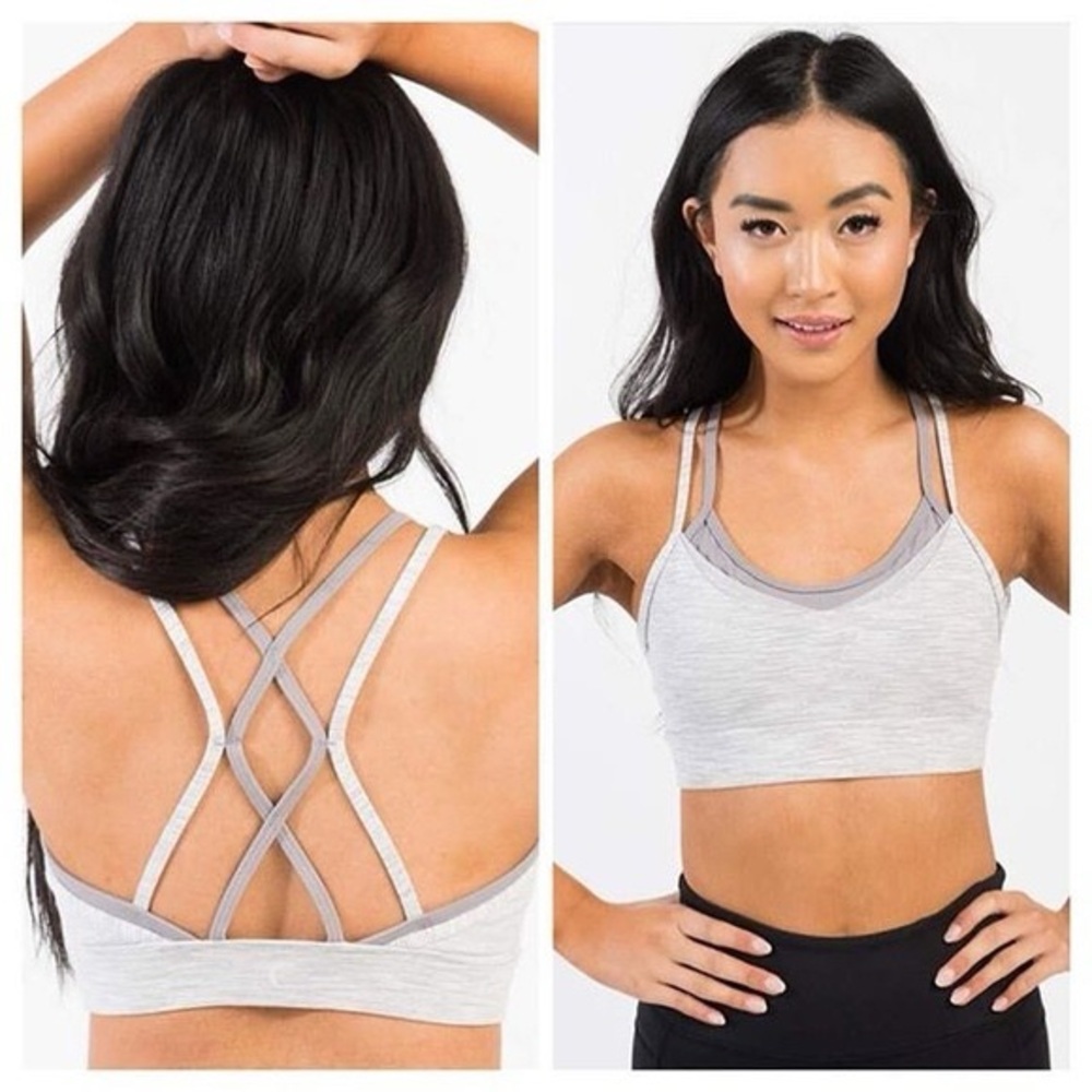 ZYIA 🌙 | Luxe Strappy Layered Sports Bra XXL - Light Grey